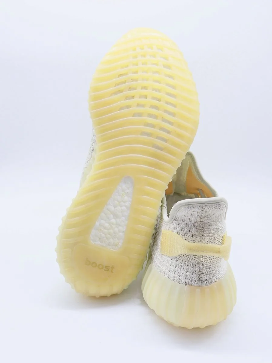 Yeezy 350 Light - Imagen 3