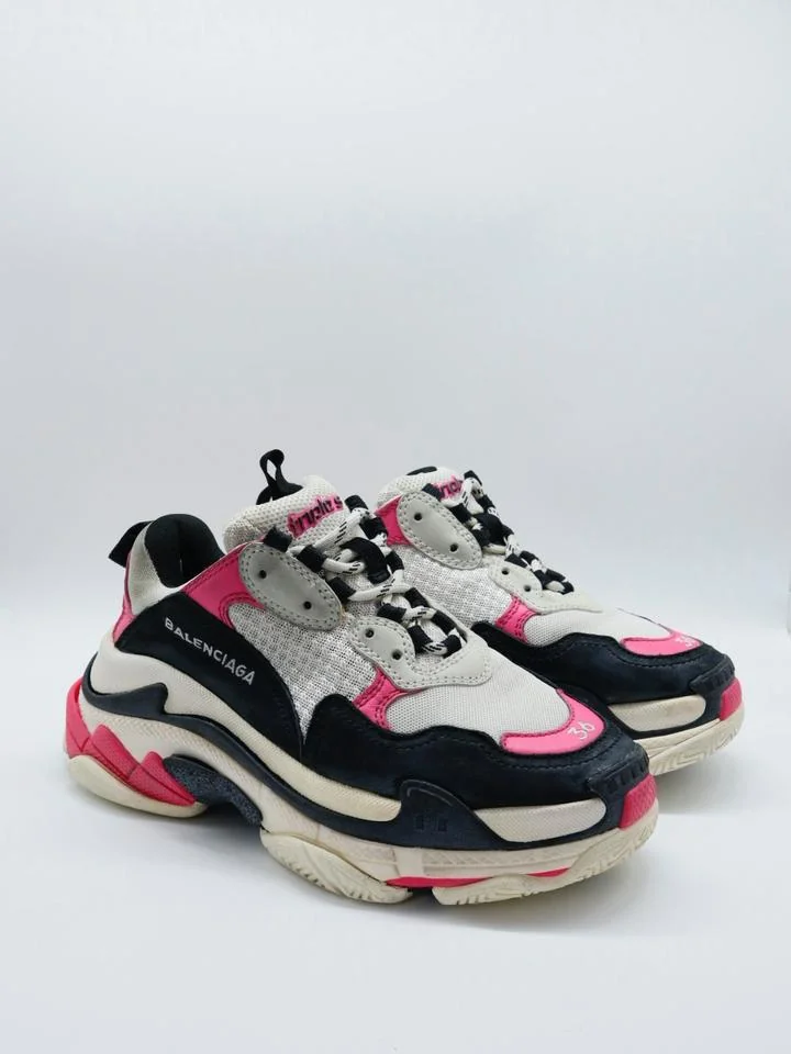 Balenciaga Triple S - Imagen 1