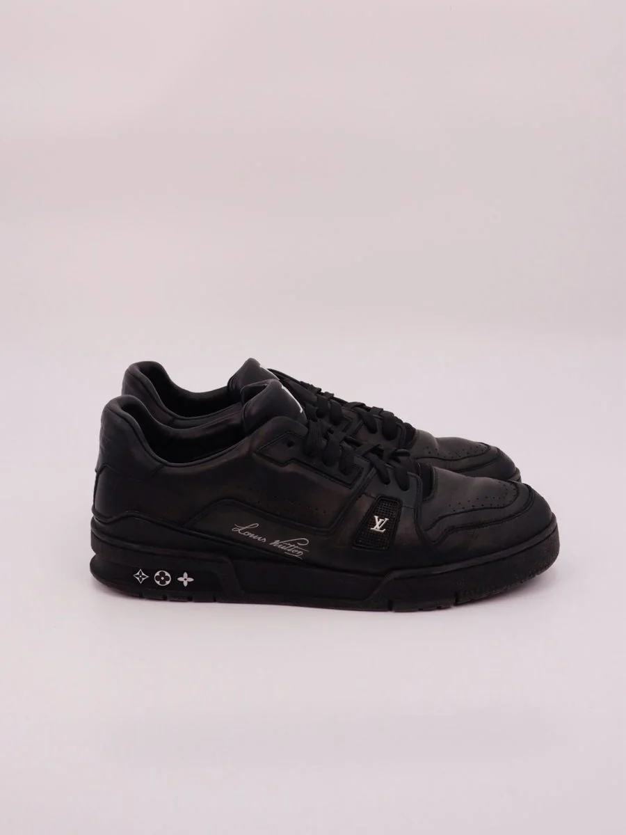 Louis Vuitton Trainer Black 