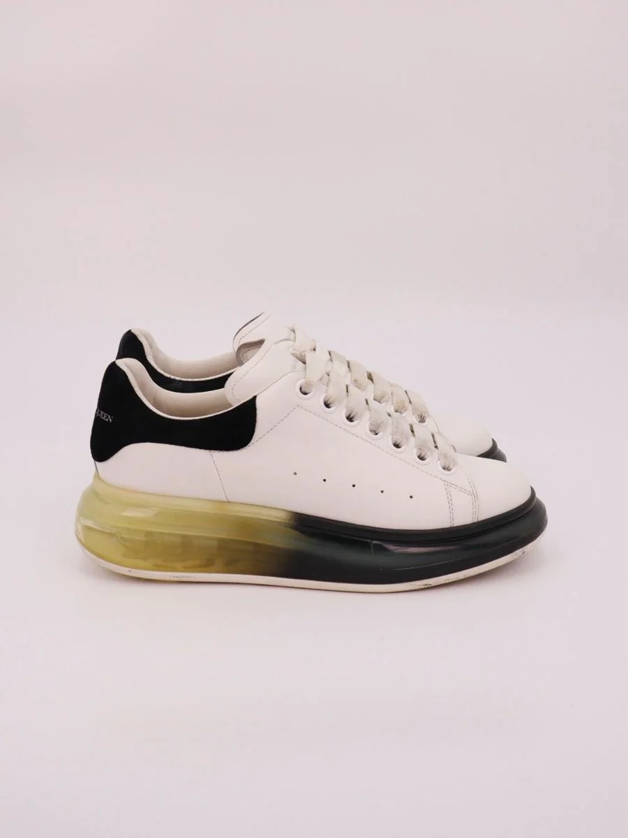 Alexander Mcqueen Black/White