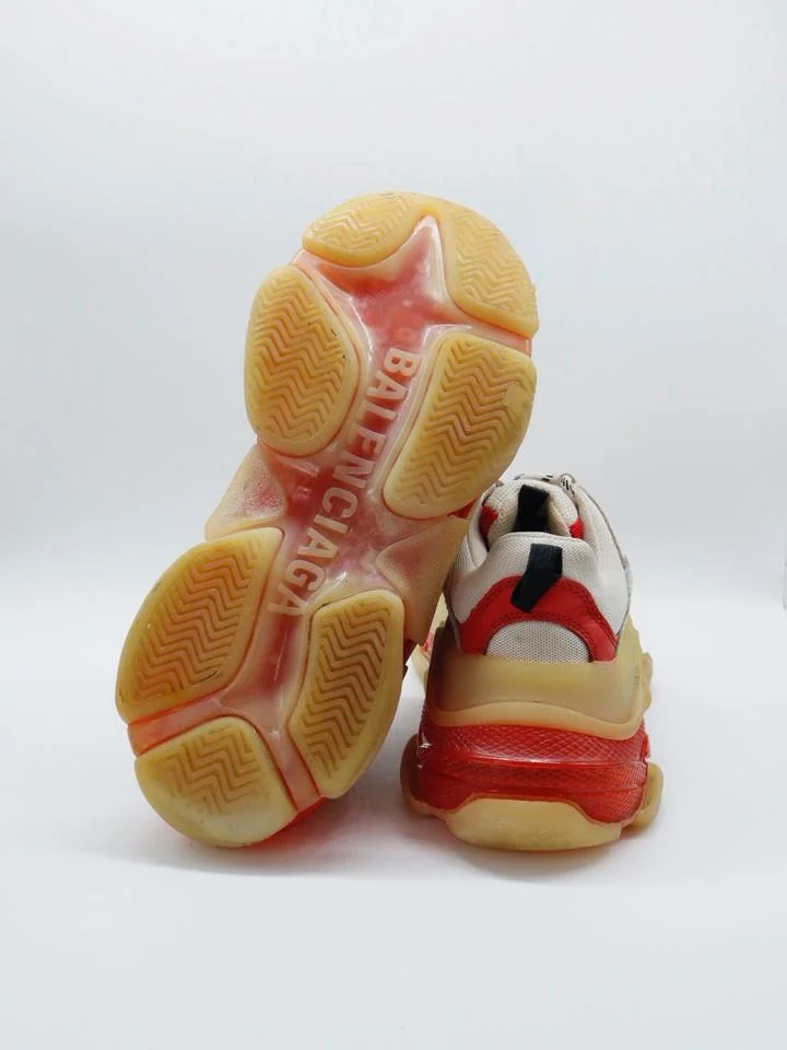 Balenciaga Triple S  - Imagen 3