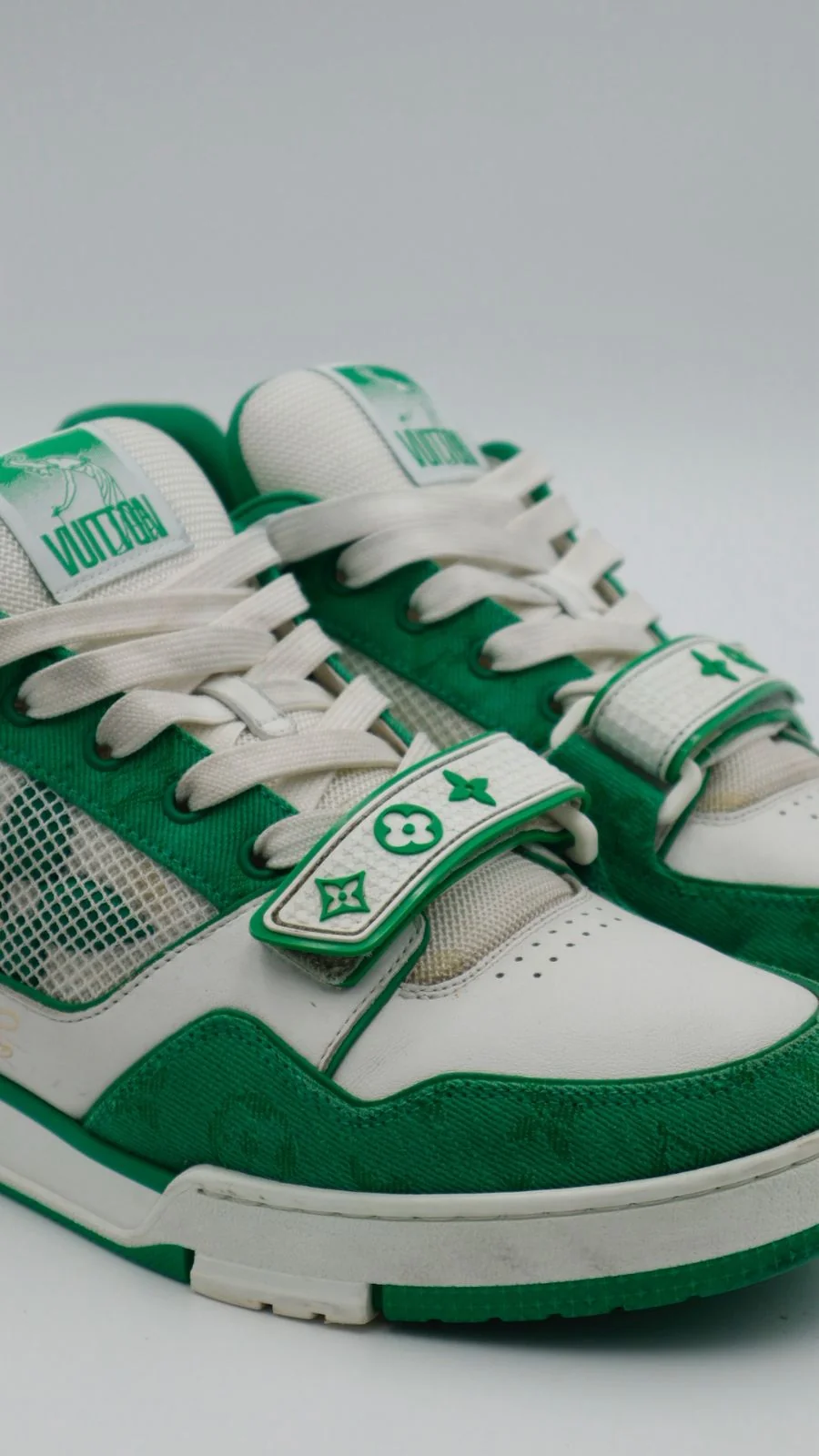 Louis Vuitton Trainer Strap  - Imagen 2