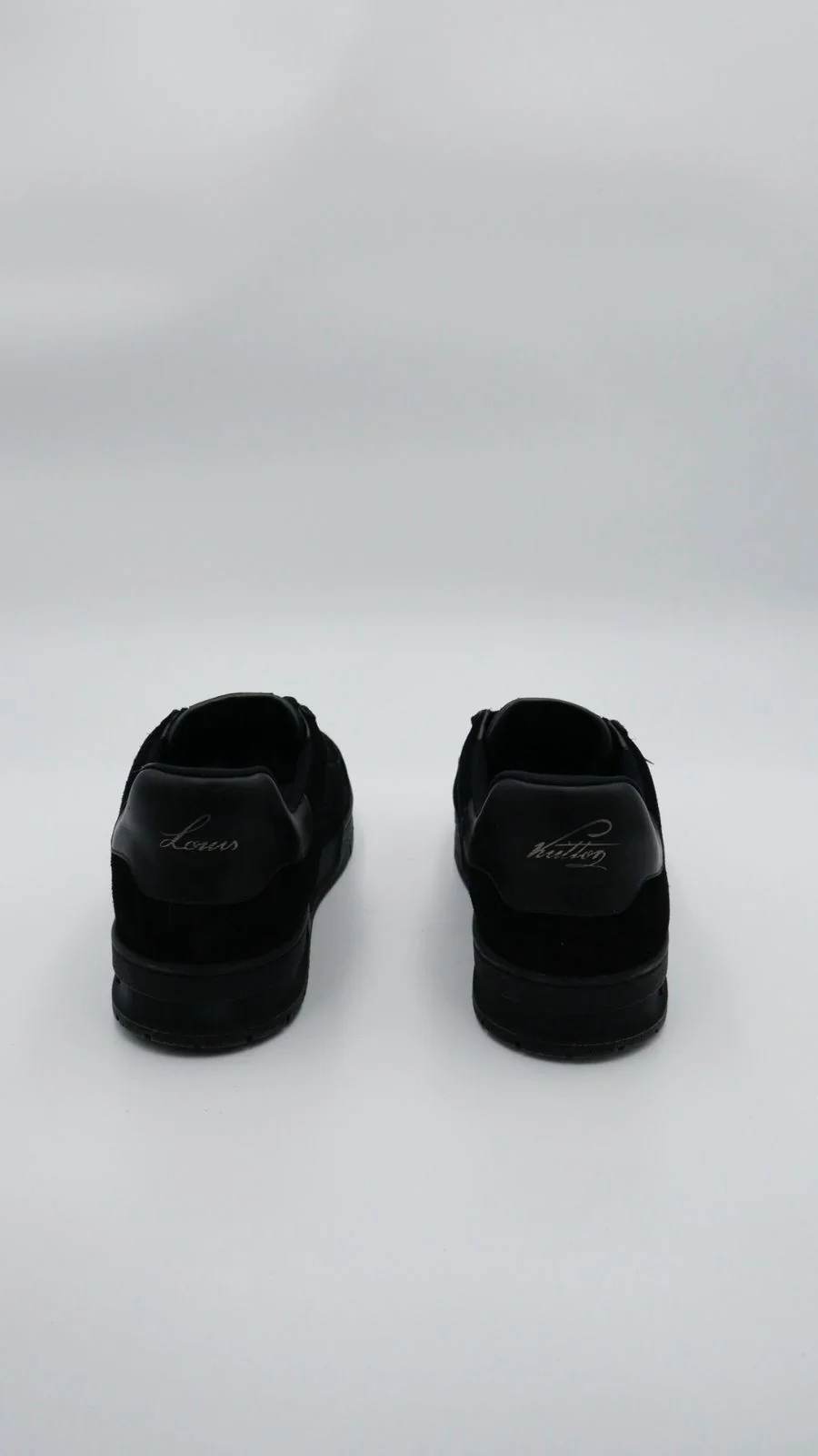 Louis Vuitton Trainer Gamuza  - Imagen 2