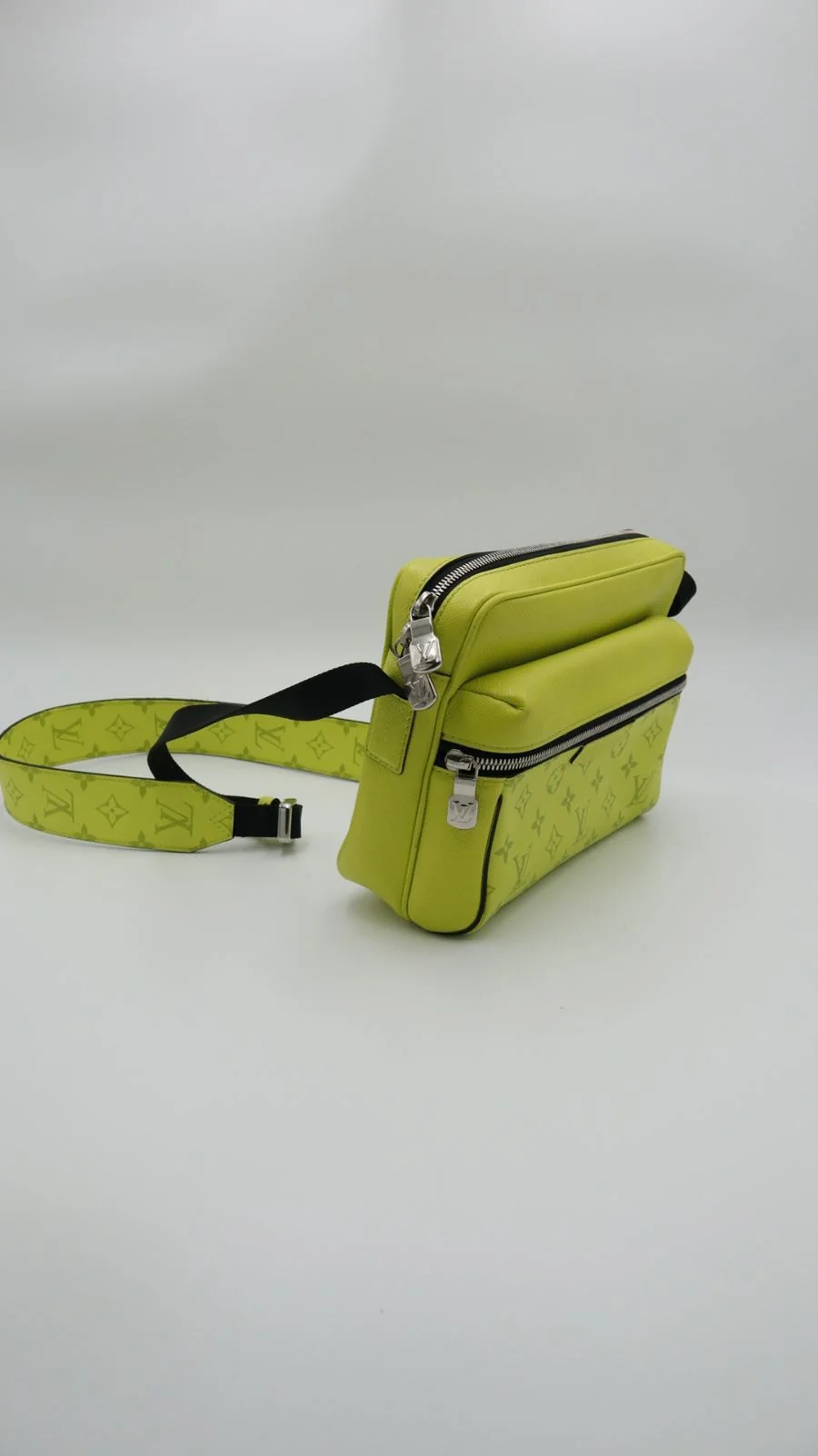 Crossbody Louis Vuitton  - Imagen 1