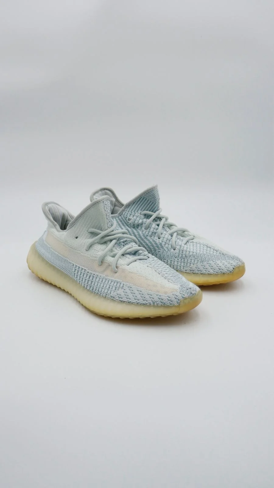 Yeezy 350 Cloud  - Imagen 1