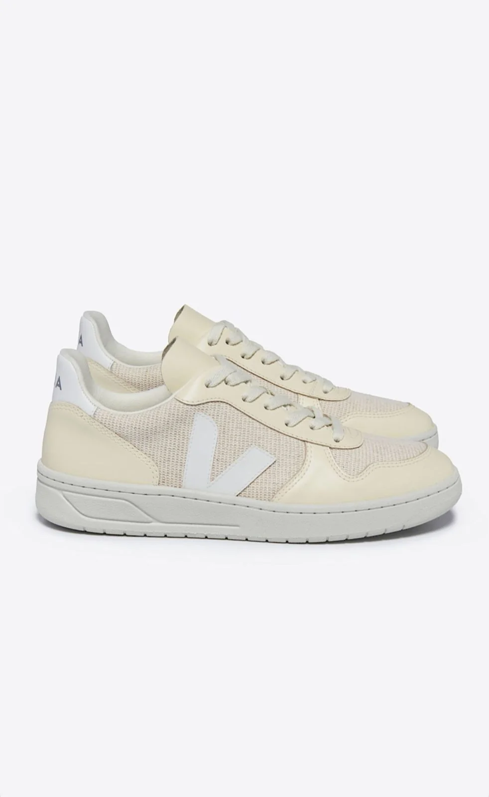 Veja V10 Beige 