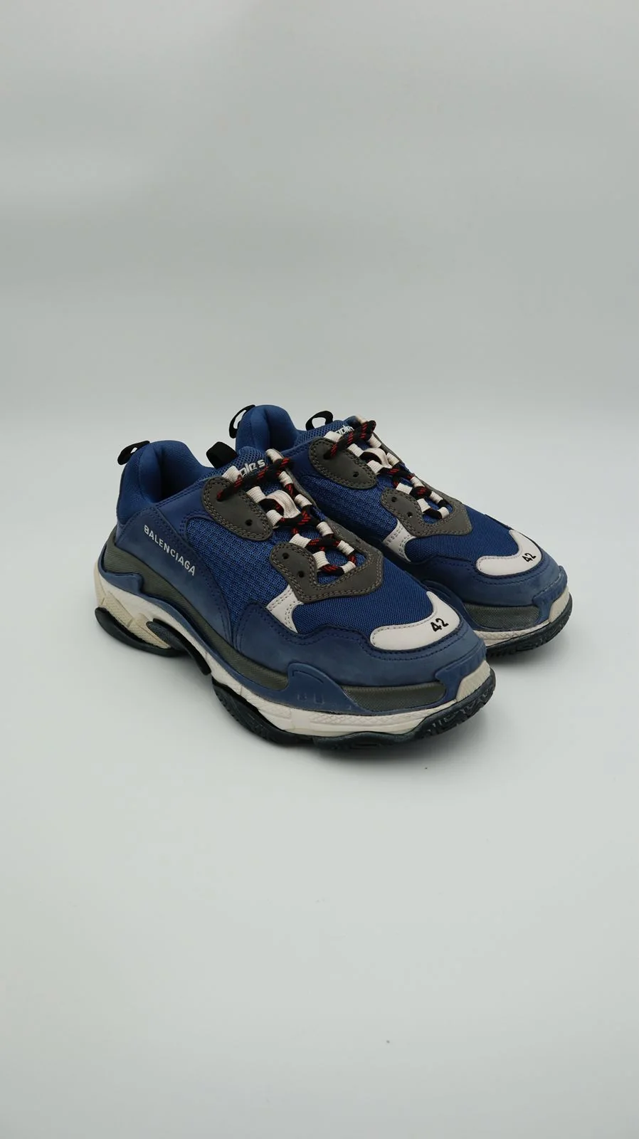 Balenciaga Triple S  - Imagen 1