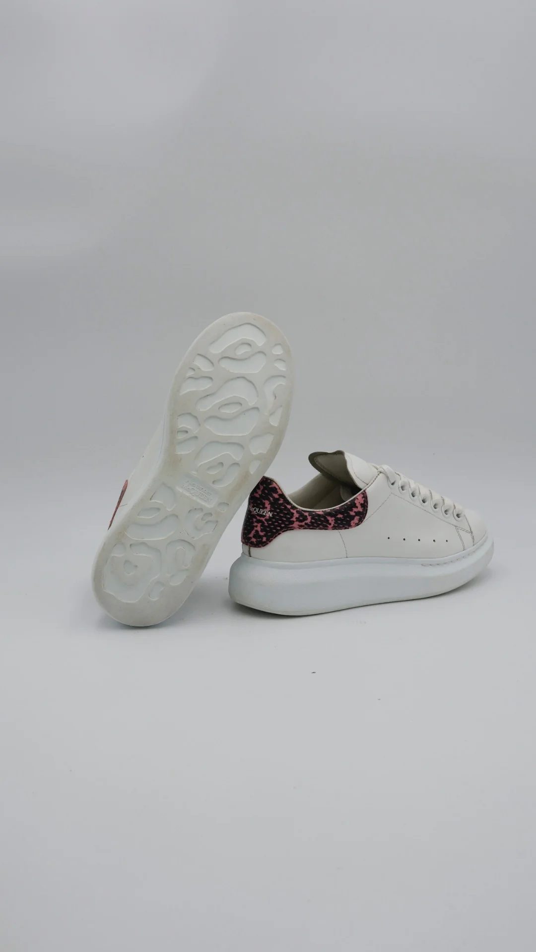 Alexander Mcqueen Pink Black  - Imagen 3