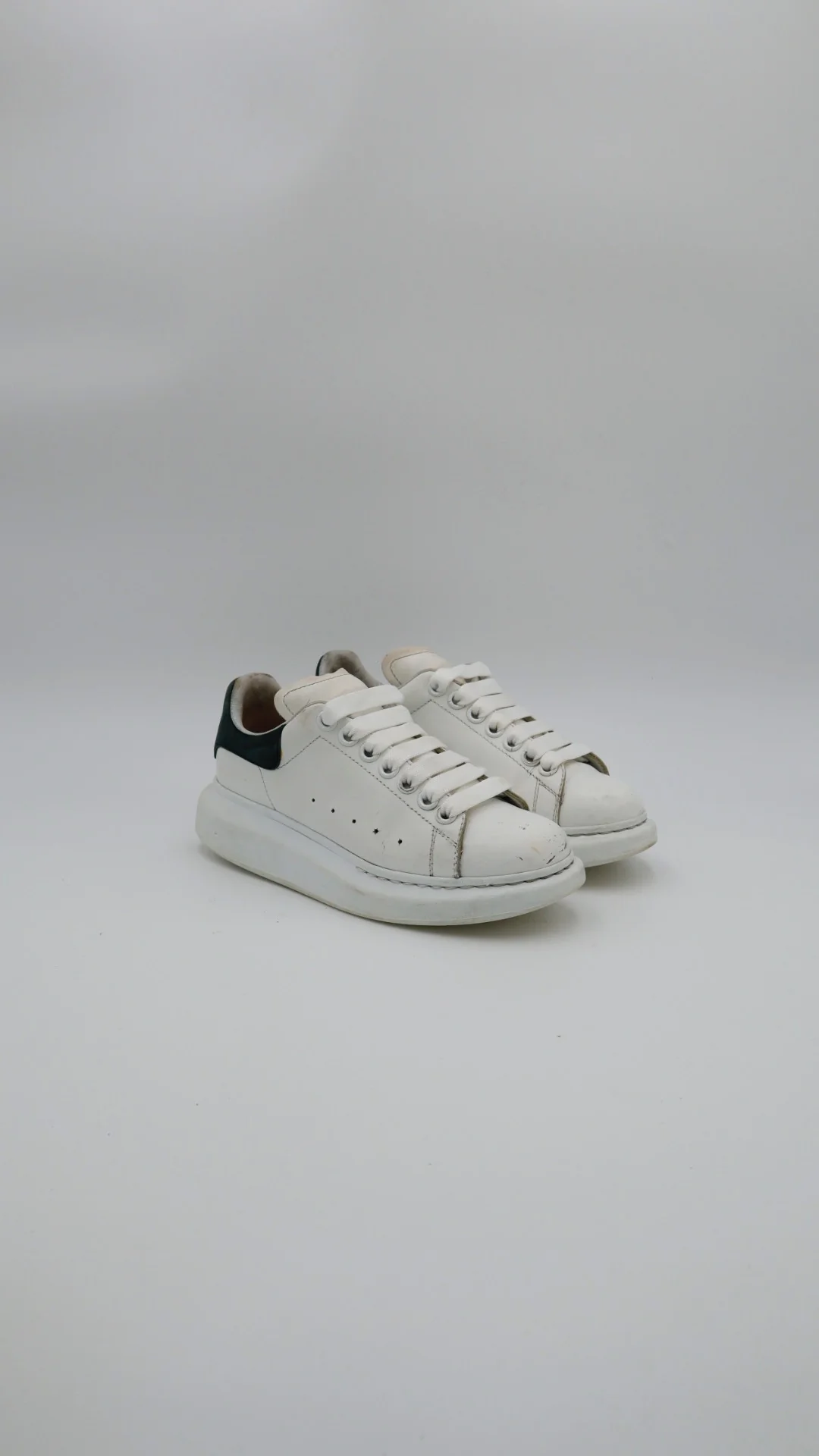 Alexander Mcqueen Gamuza  - Imagen 1