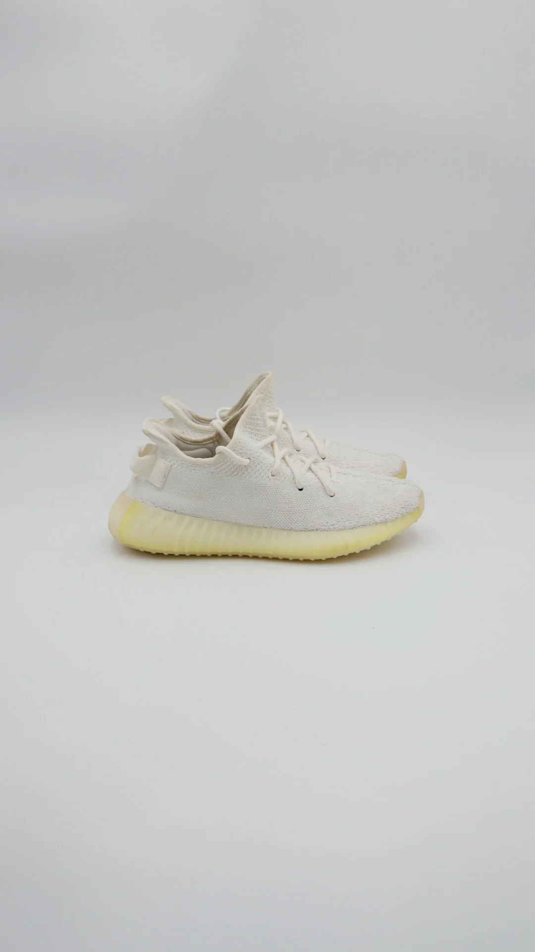 Yeezy 350 Cream 