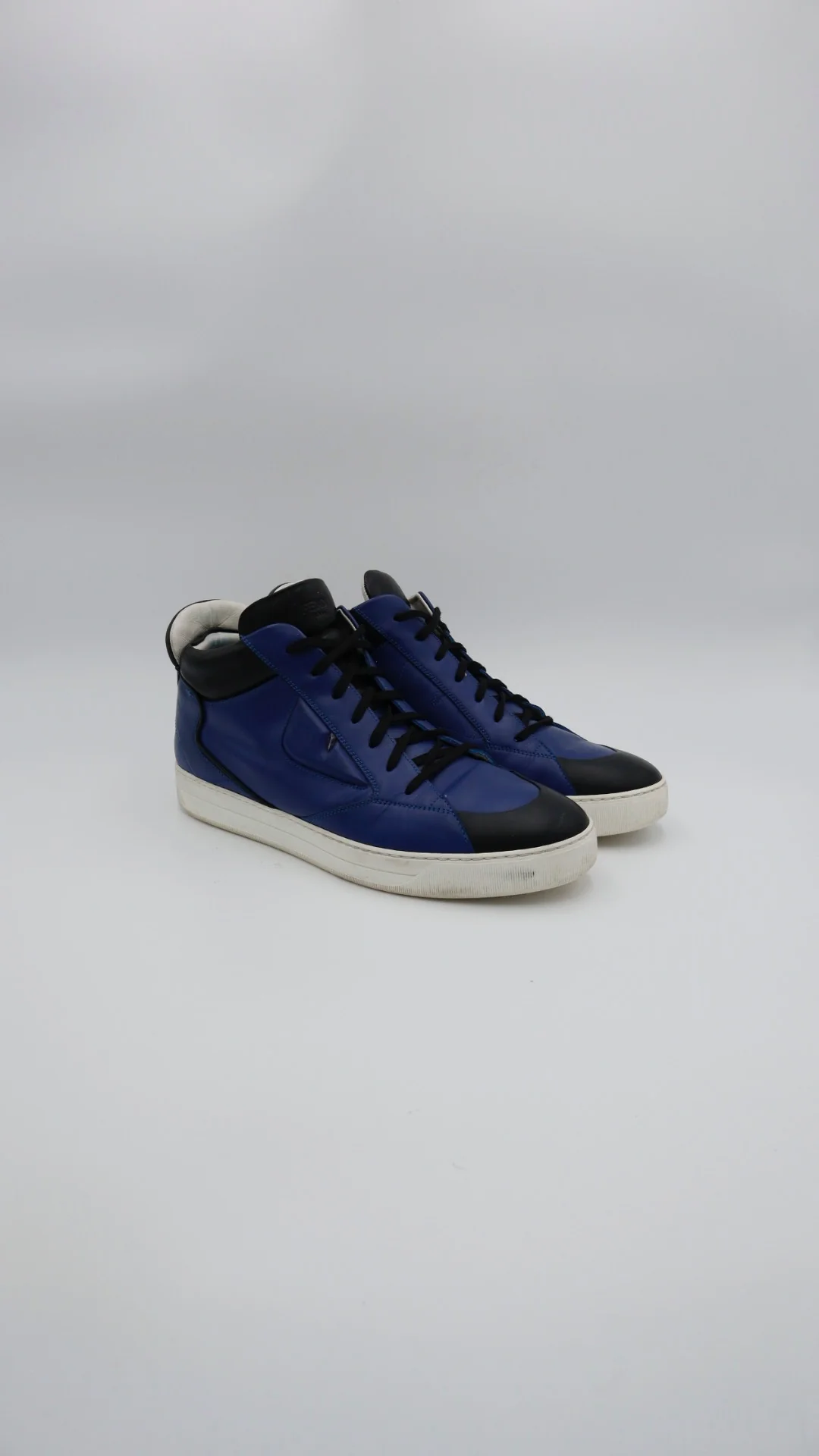 Fendi Eyes - Imagen 1