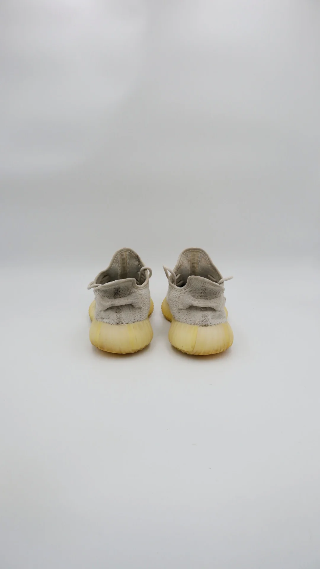 Yeezy 350 Cream  - Imagen 2