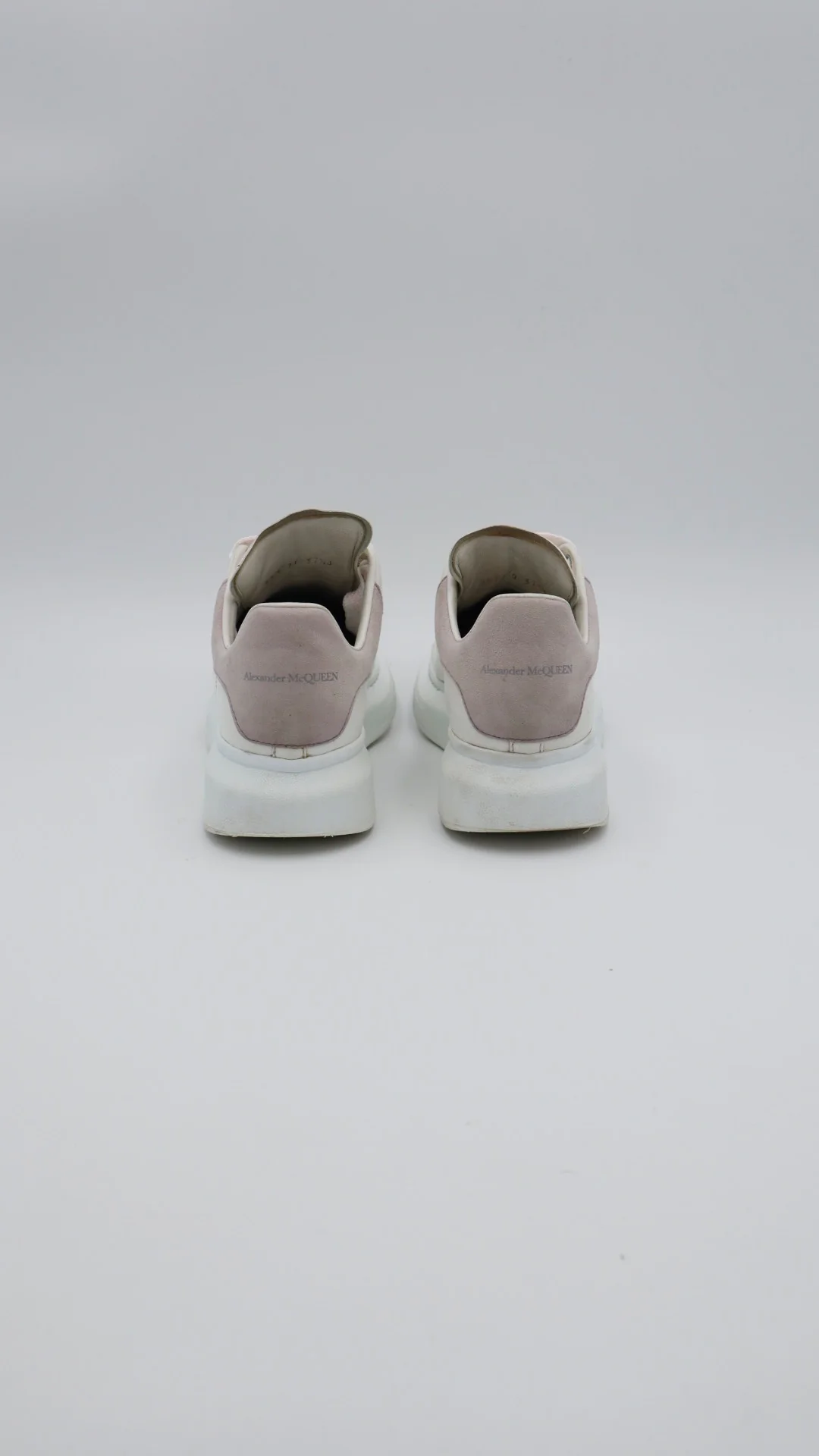 Alexander Mcqueen Pink Suede  - Imagen 2