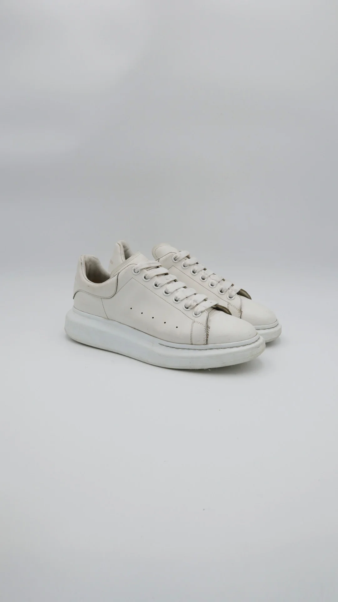 Alexander Mcqueen Triple White  - Imagen 1