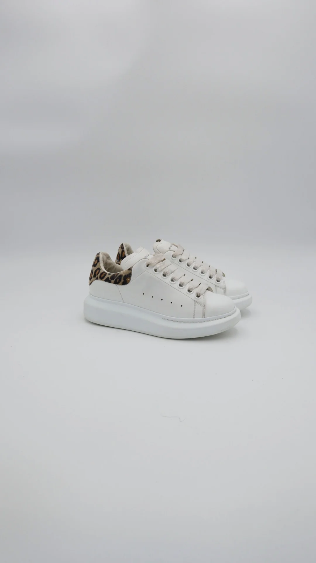 Alexander Mcqueen Leopard  - Imagen 1