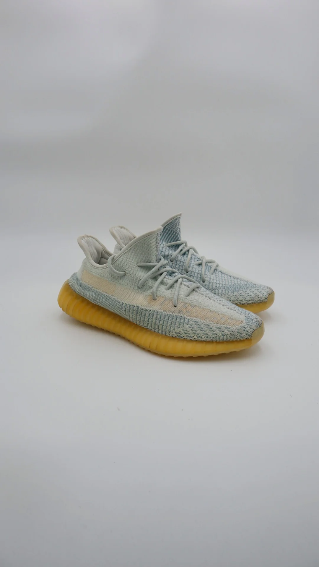 Yeezy 350 Cloud ñ - Imagen 1