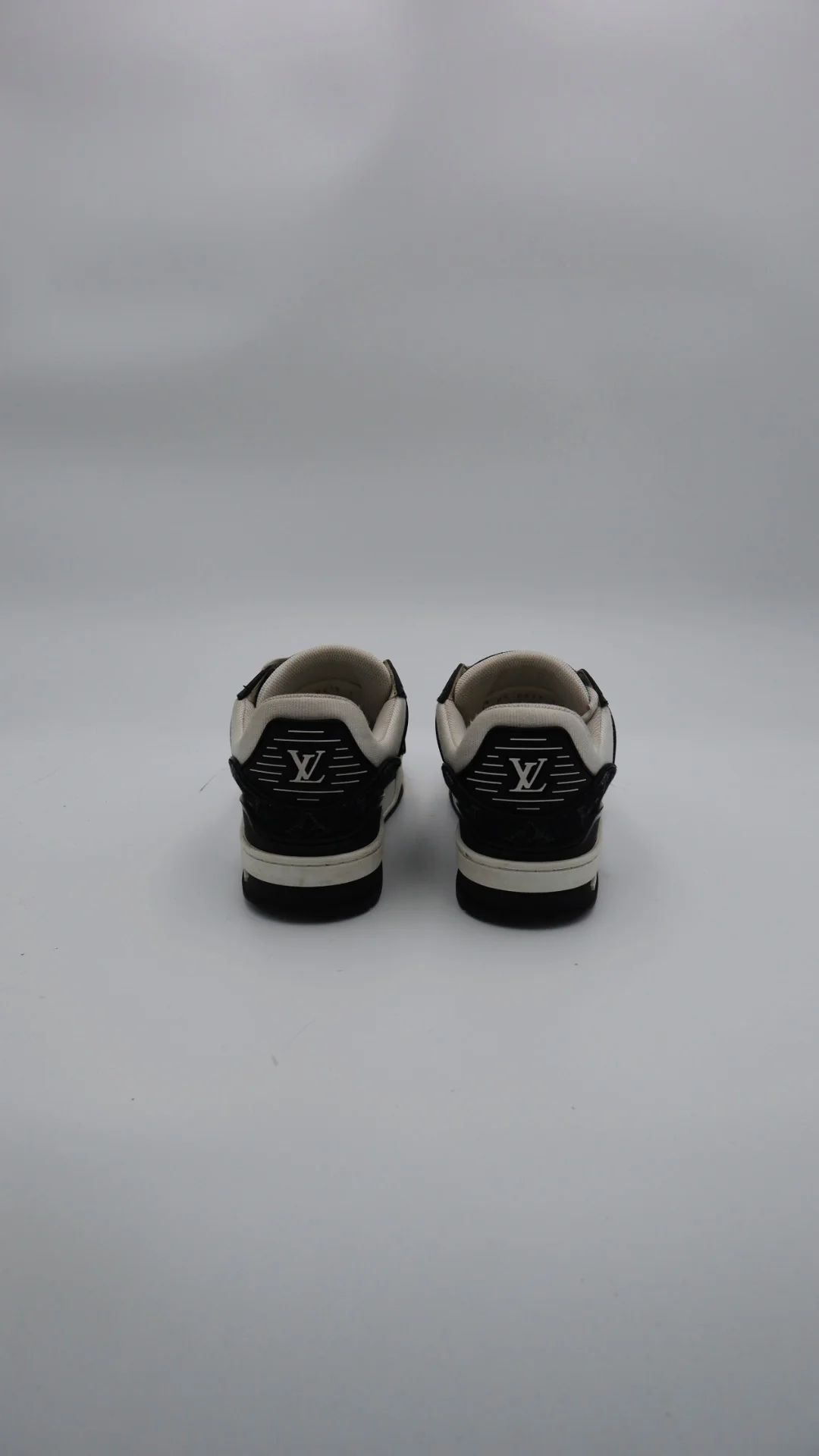 Louis Vuitton Trainer - Imagen 2