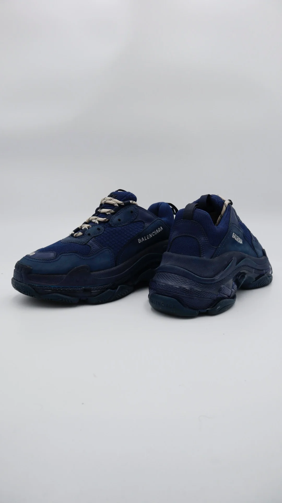 Balenciaga Triple S  - Imagen 2