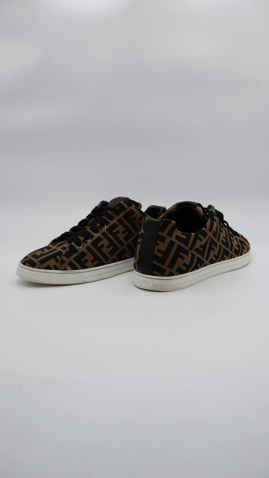 Fendi Low Monogram  - Imagen 3