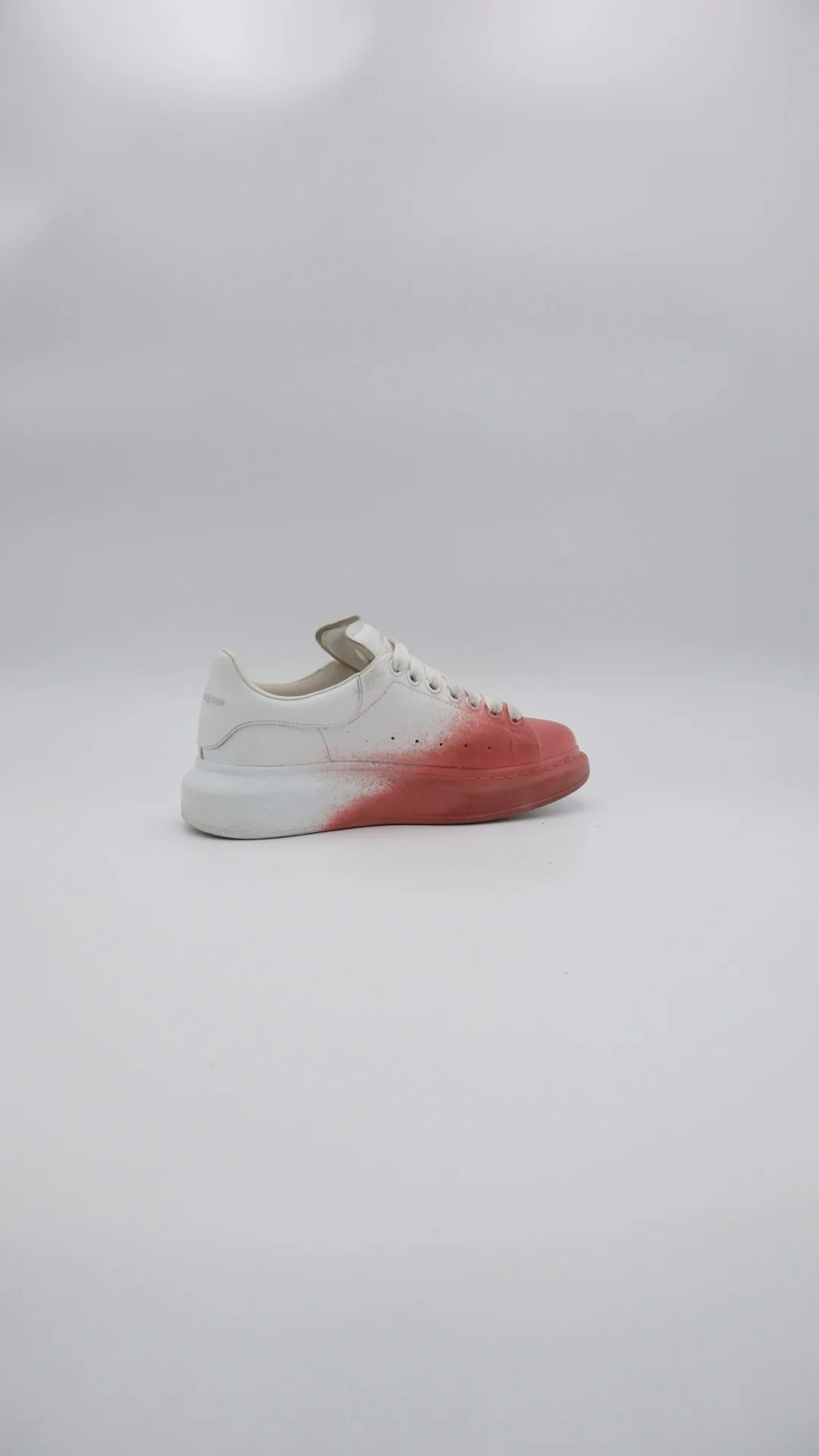 Mcqueen White Pink  - Imagen 2