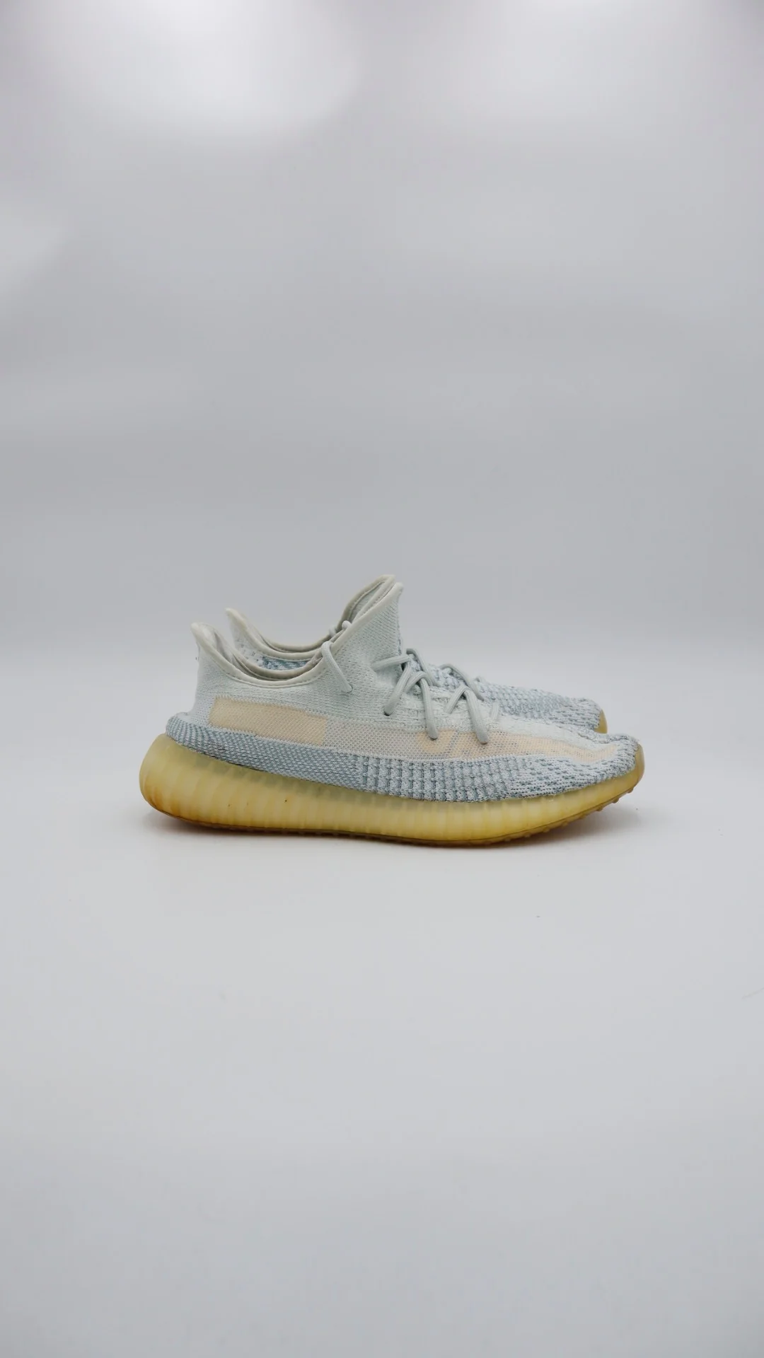 Yeezy 350 Cloud