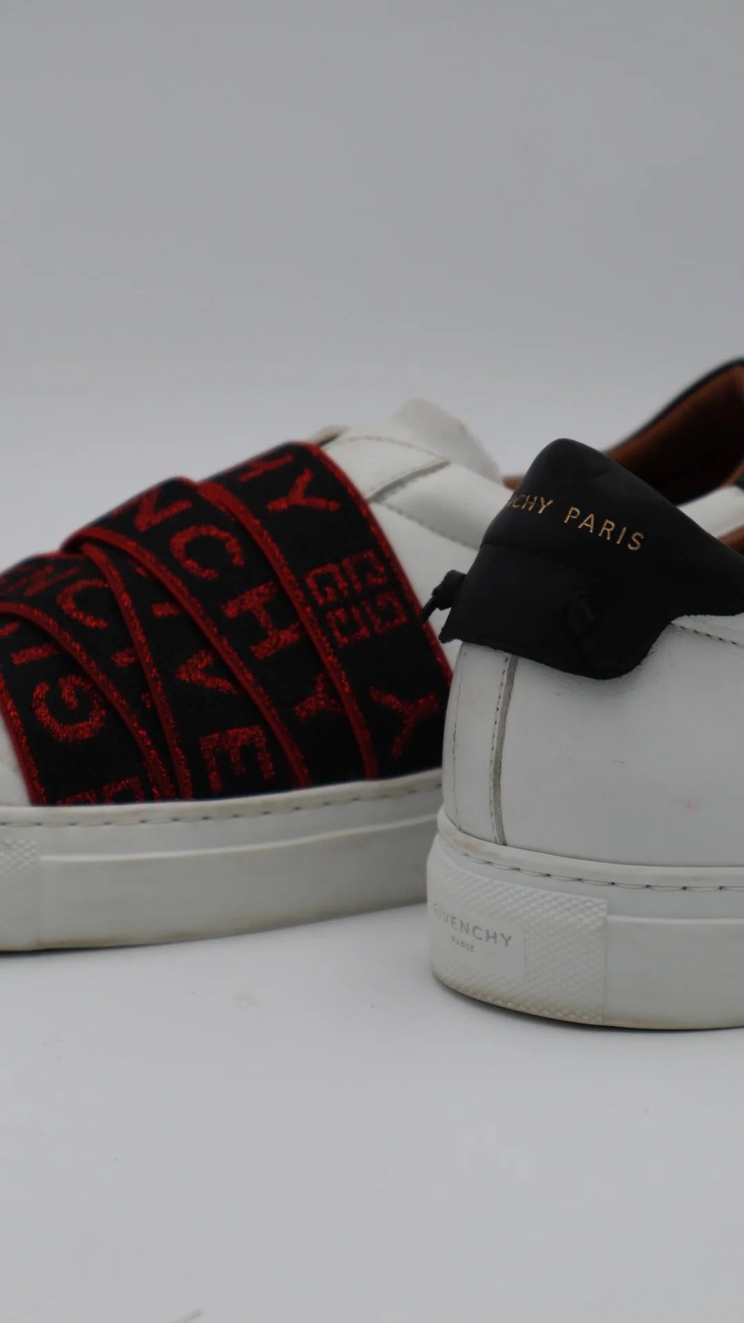 Givenchy Red Strap - Imagen 4