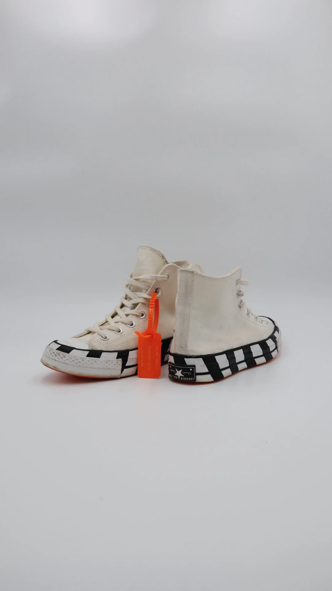 Converse X Off White - Imagen 2