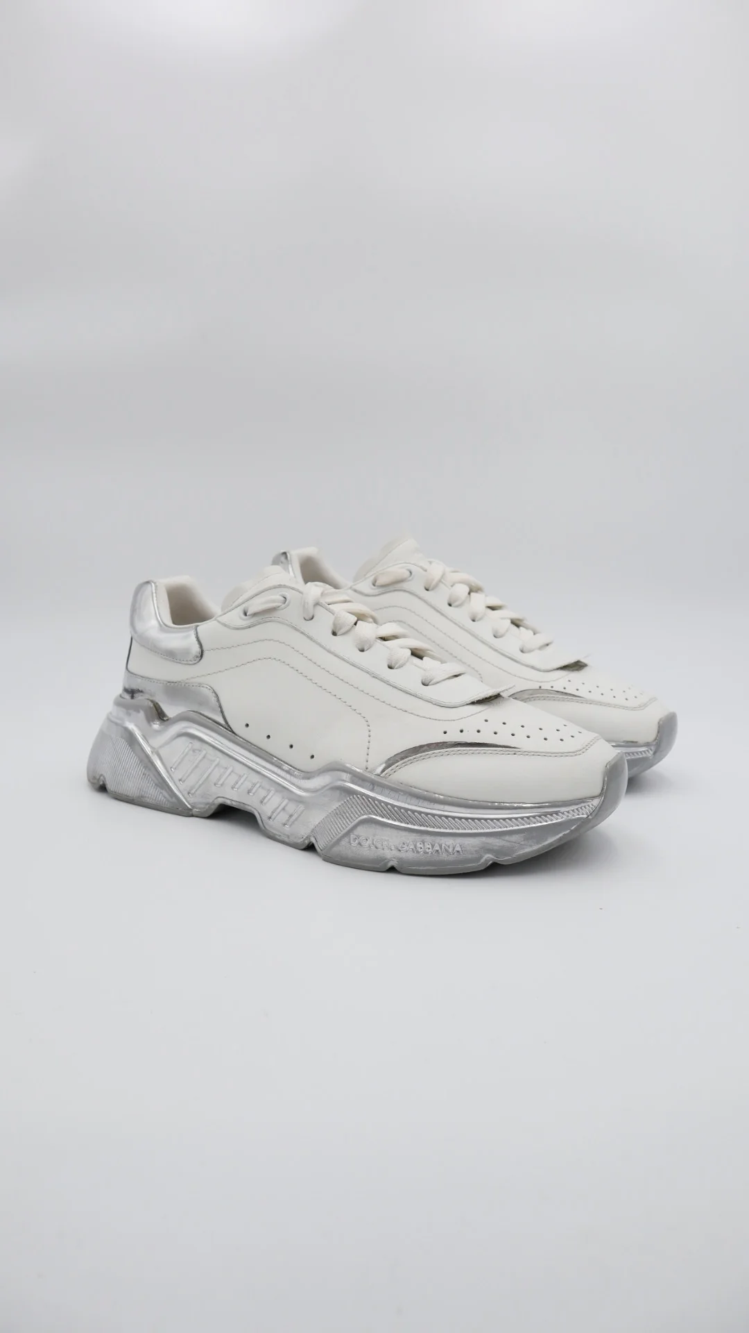 DG Daymaster White Silver - Imagen 1