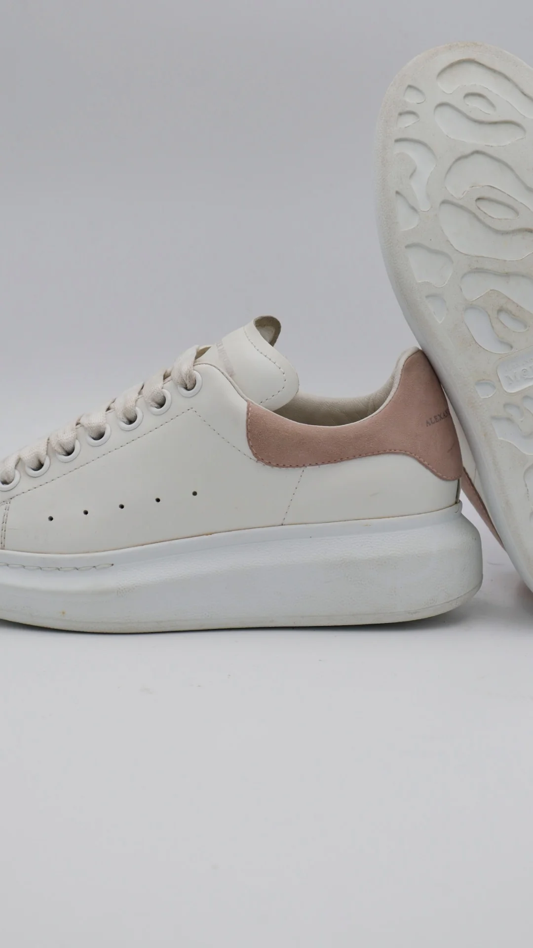 Mcqueen Pink Suede - Imagen 5