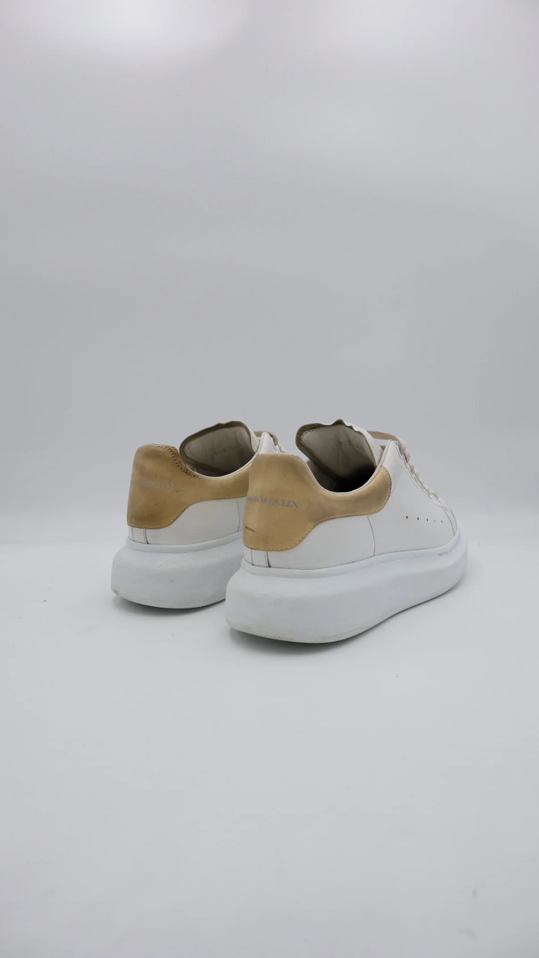 Mcqueen Gold - Imagen 1