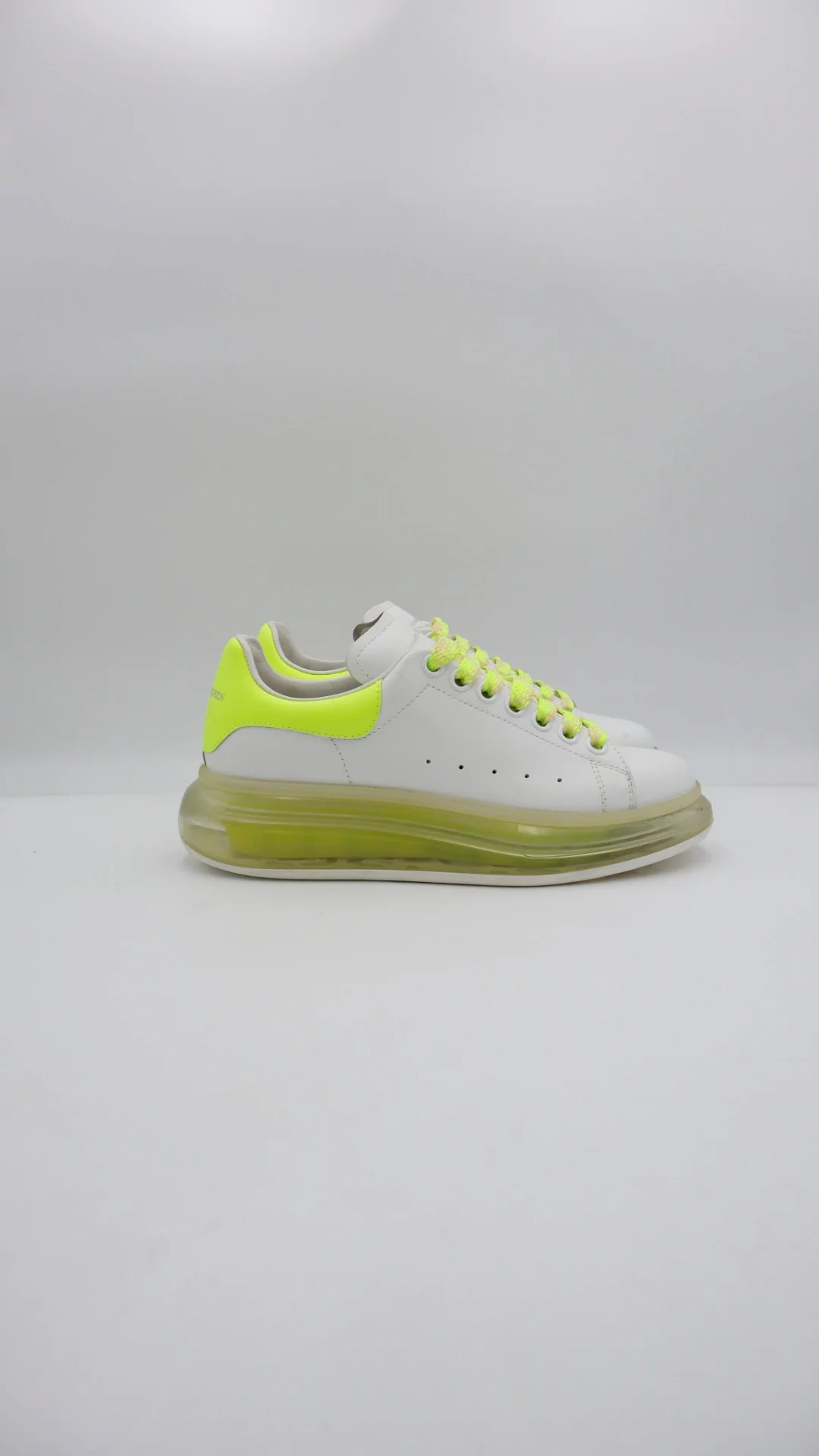 Mcqueen White Yellow Valve