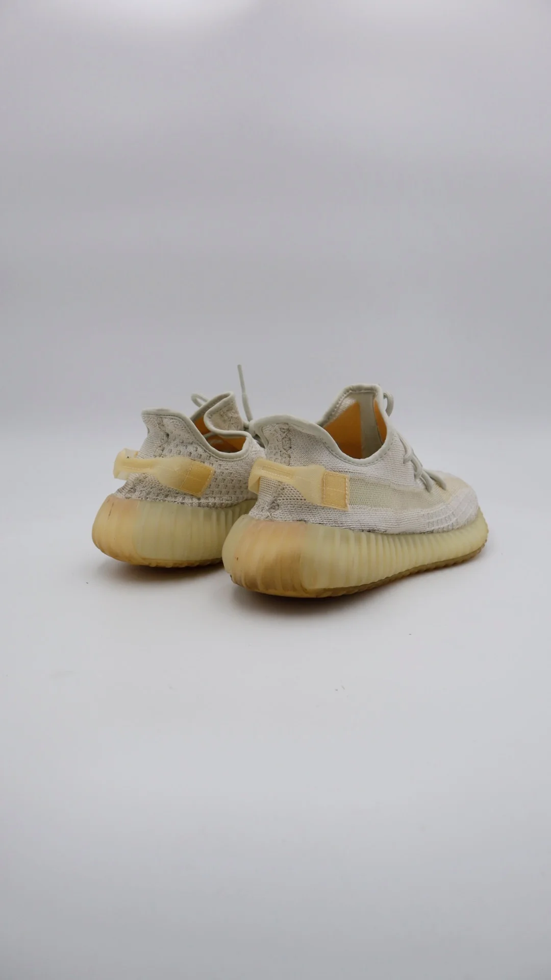 Yeezy 350 Light - Imagen 2