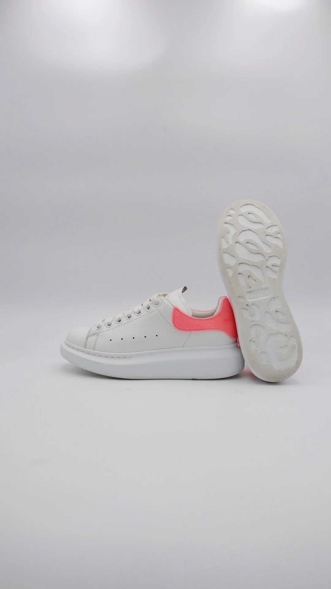Mcqueen High Pink - Imagen 5