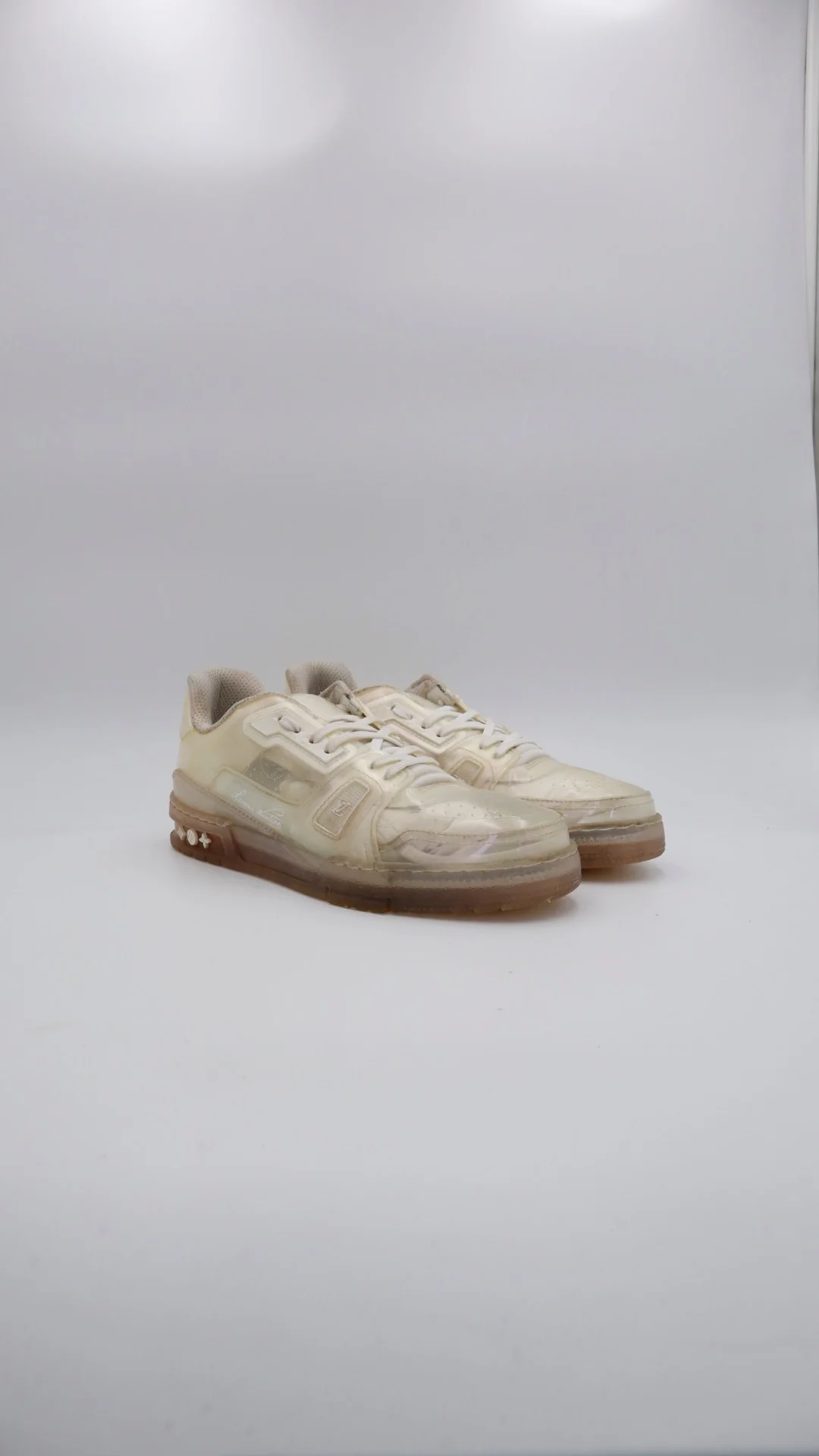 Louis Vuitton Trainer  2