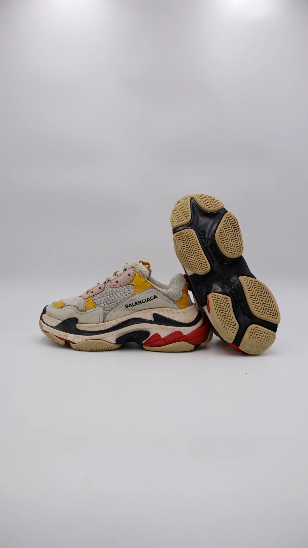 Balenciaga Triple S 5