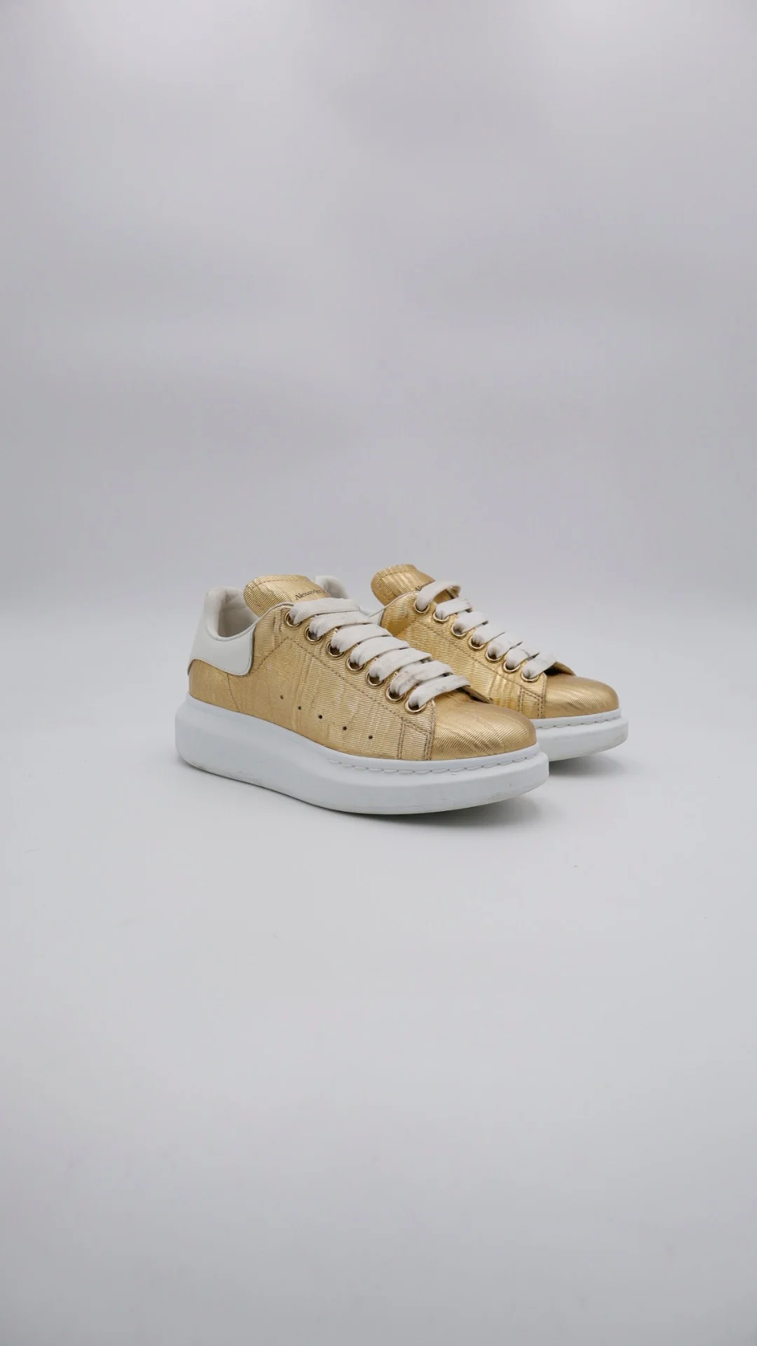 Mcqueen Gold 2