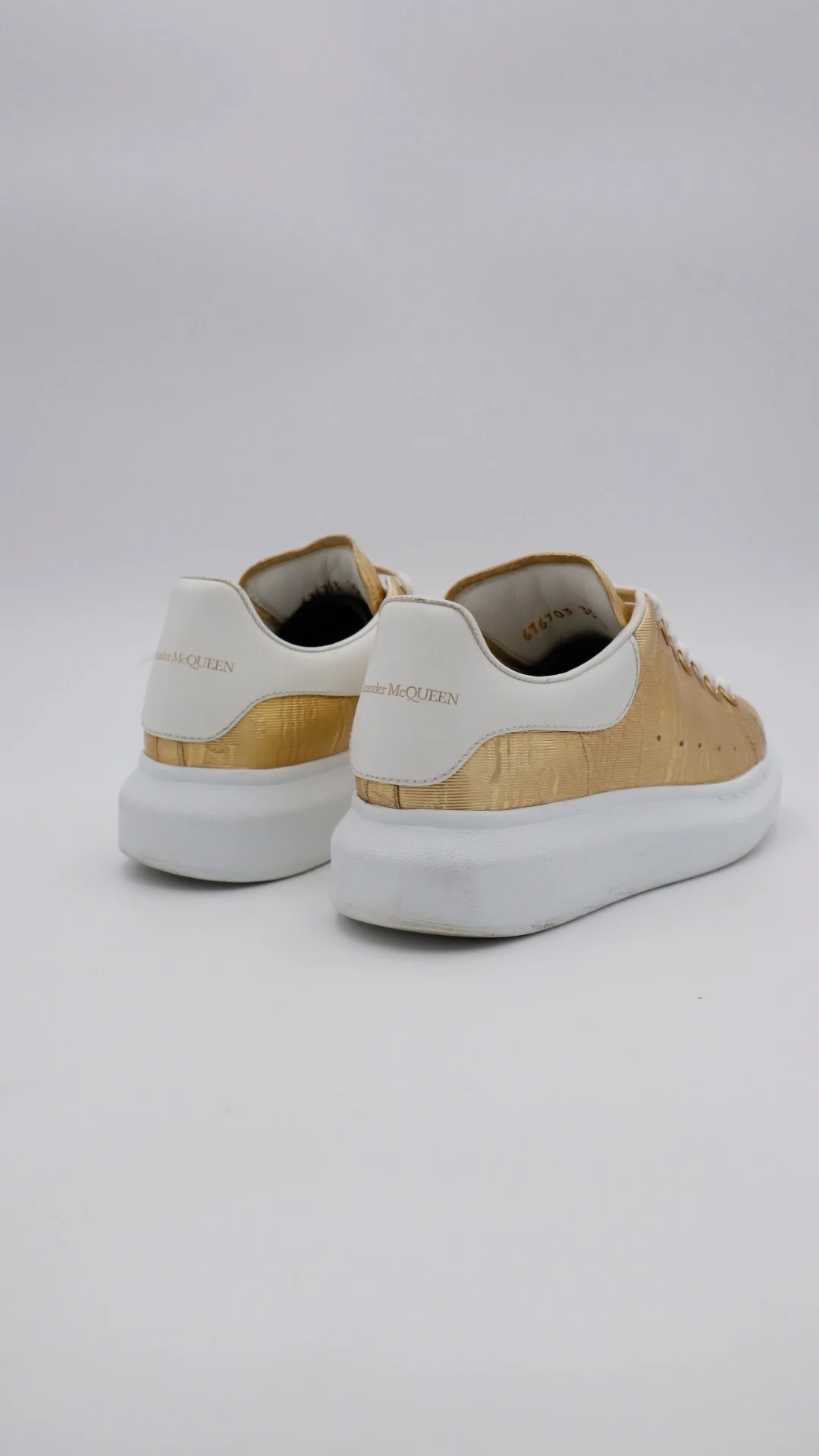 Mcqueen Gold 3