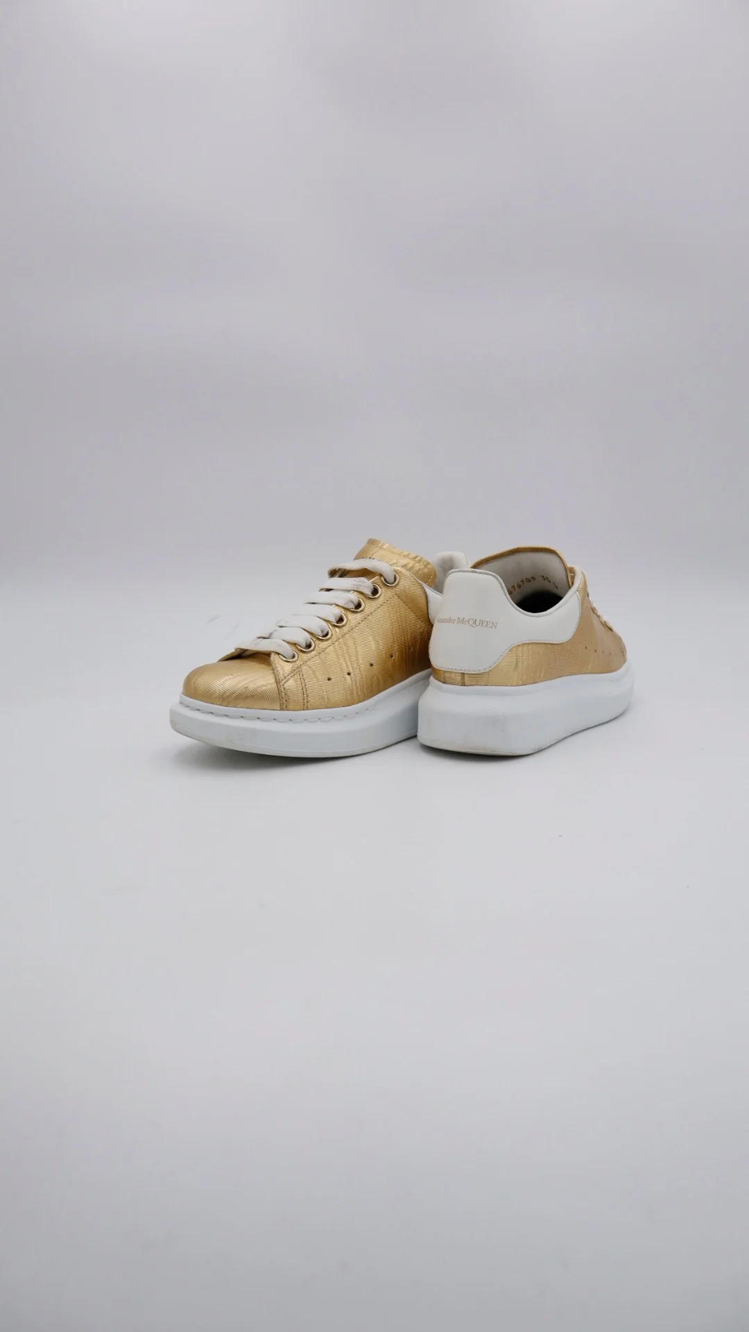 Mcqueen Gold 4