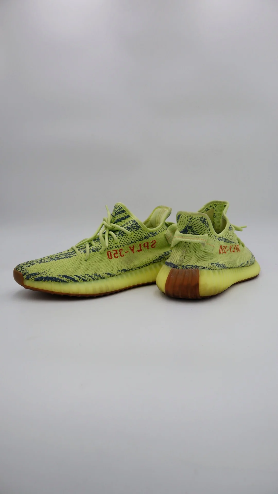Yeezy 350 Semi Frozen 3