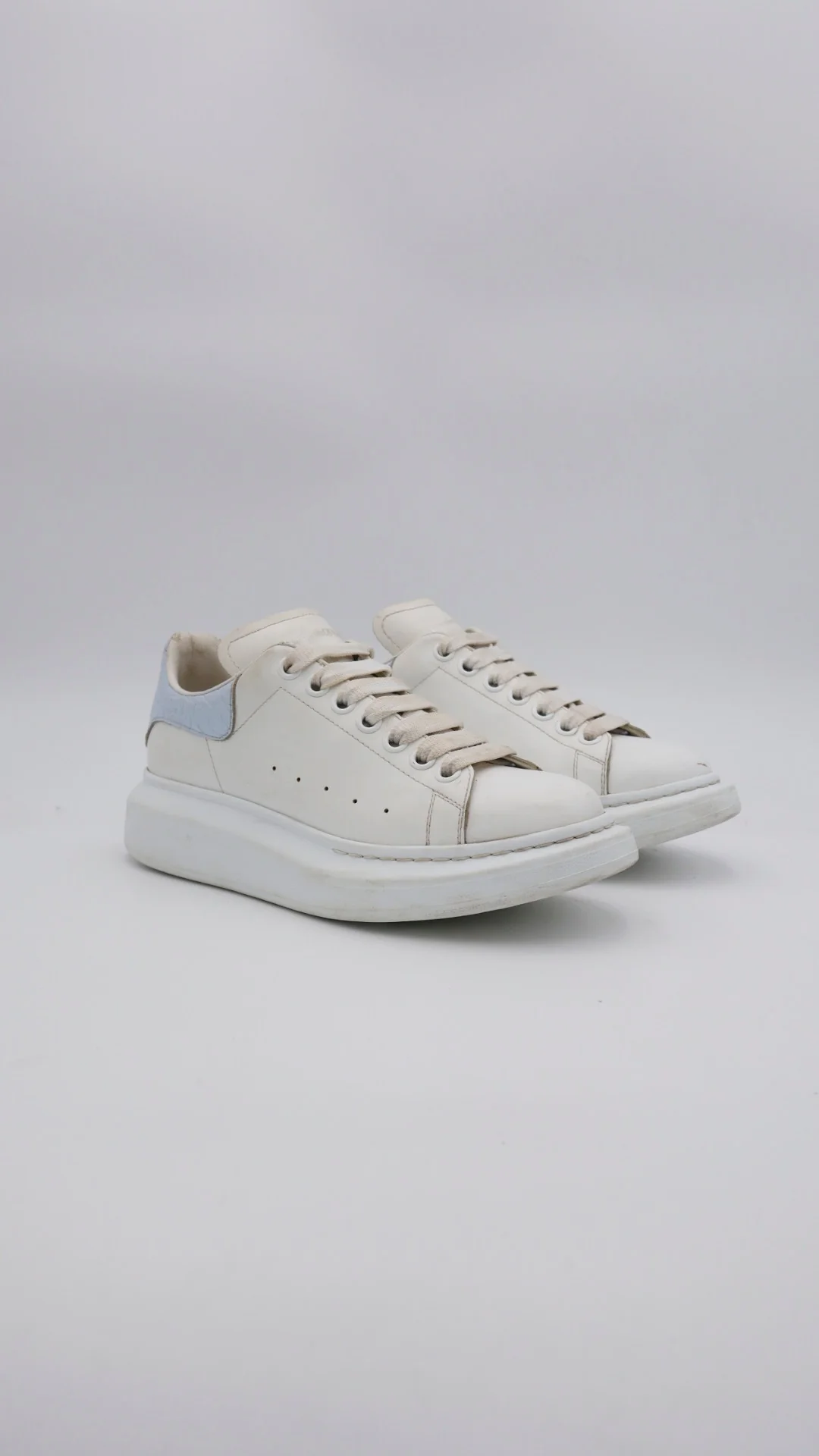Mcqueen White Light BLUE 2