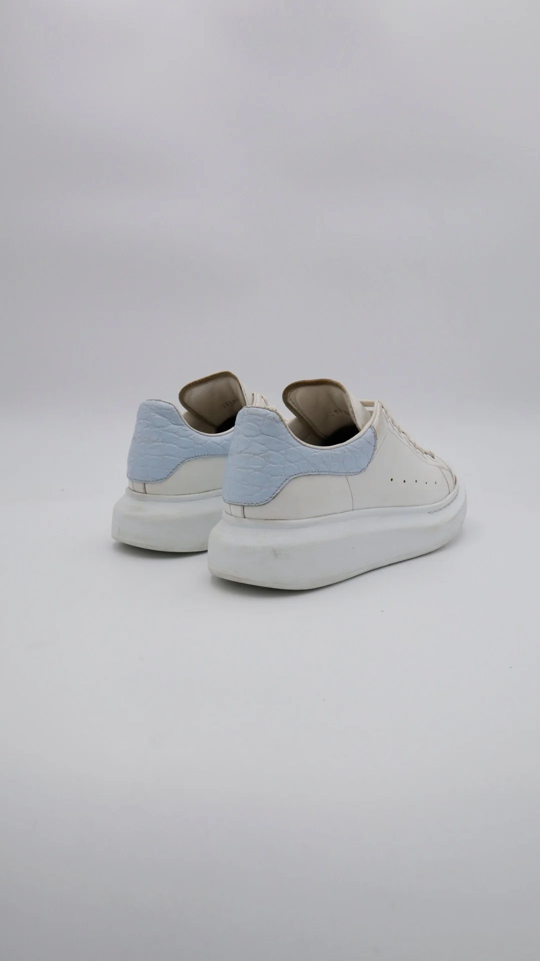 Mcqueen White Light BLUE 3