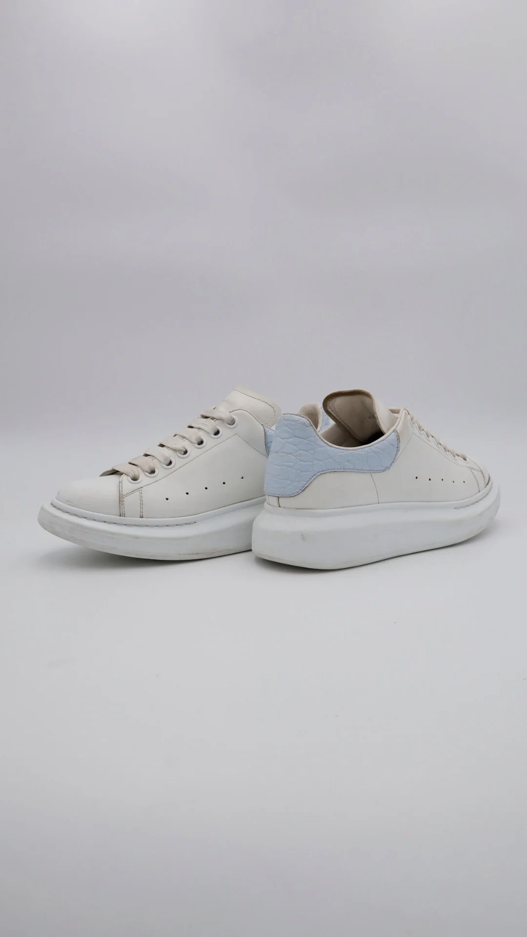 Mcqueen White Light BLUE 4