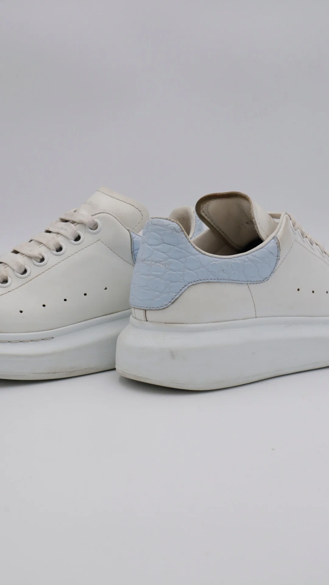 Mcqueen White Light BLUE 5