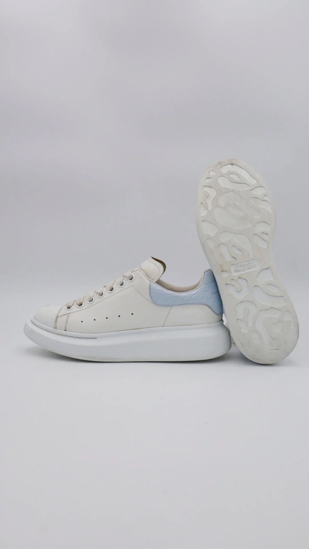 Mcqueen White Light BLUE 6
