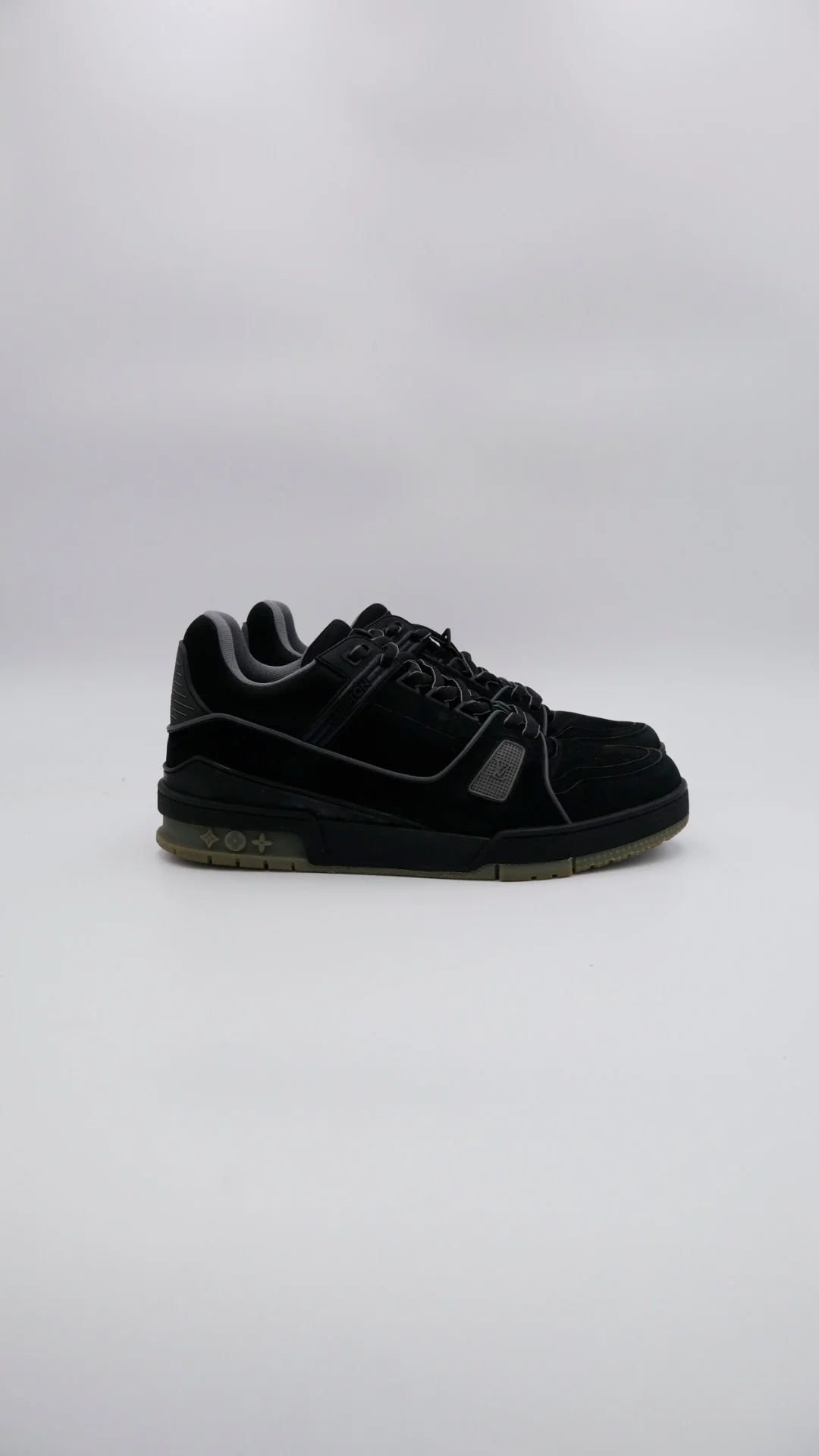 Louis Vuitton Trainer  2