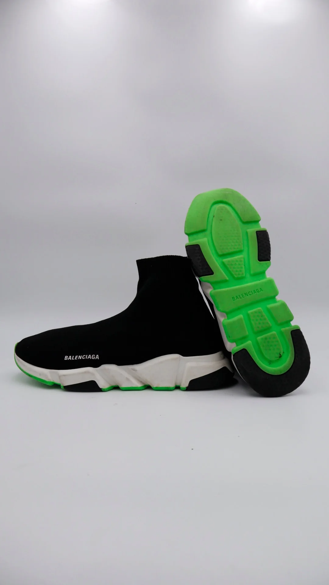 Balenciaga  5