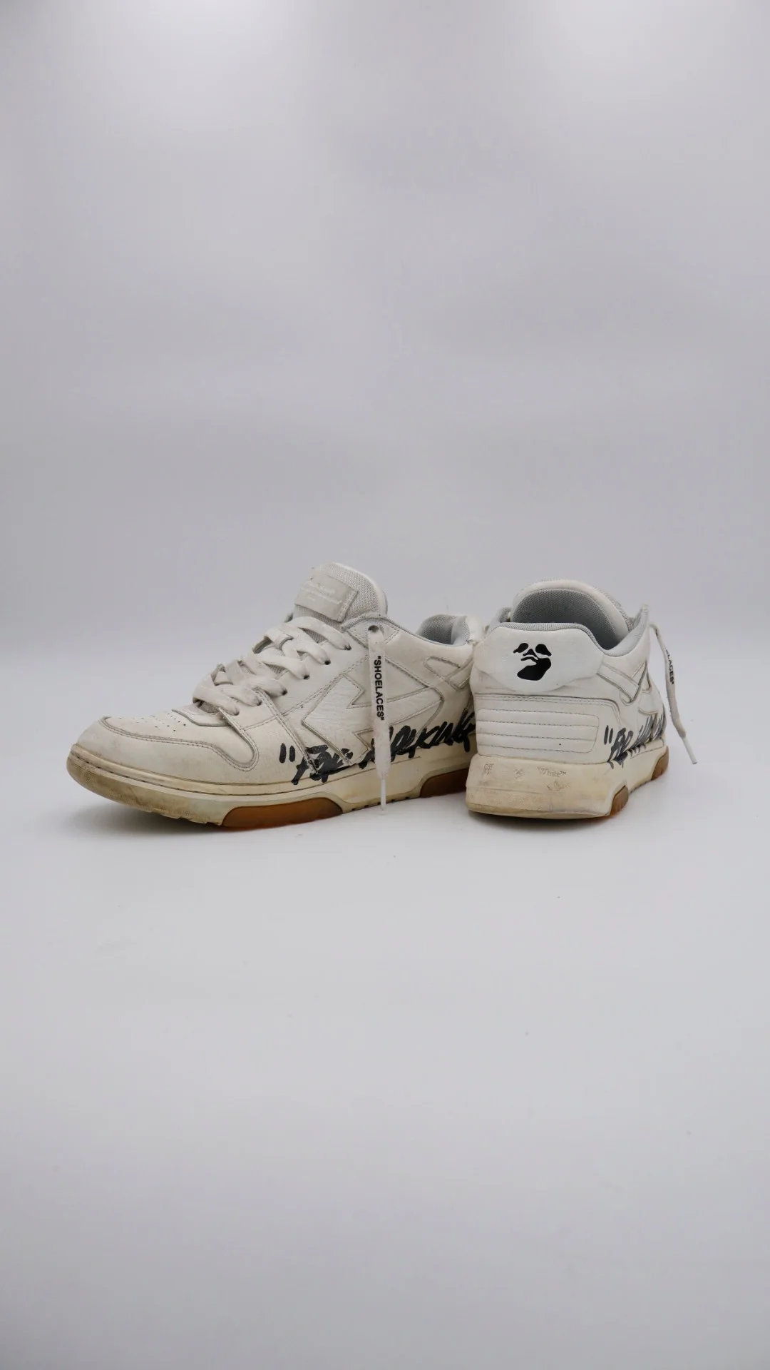 Off White For Working  4