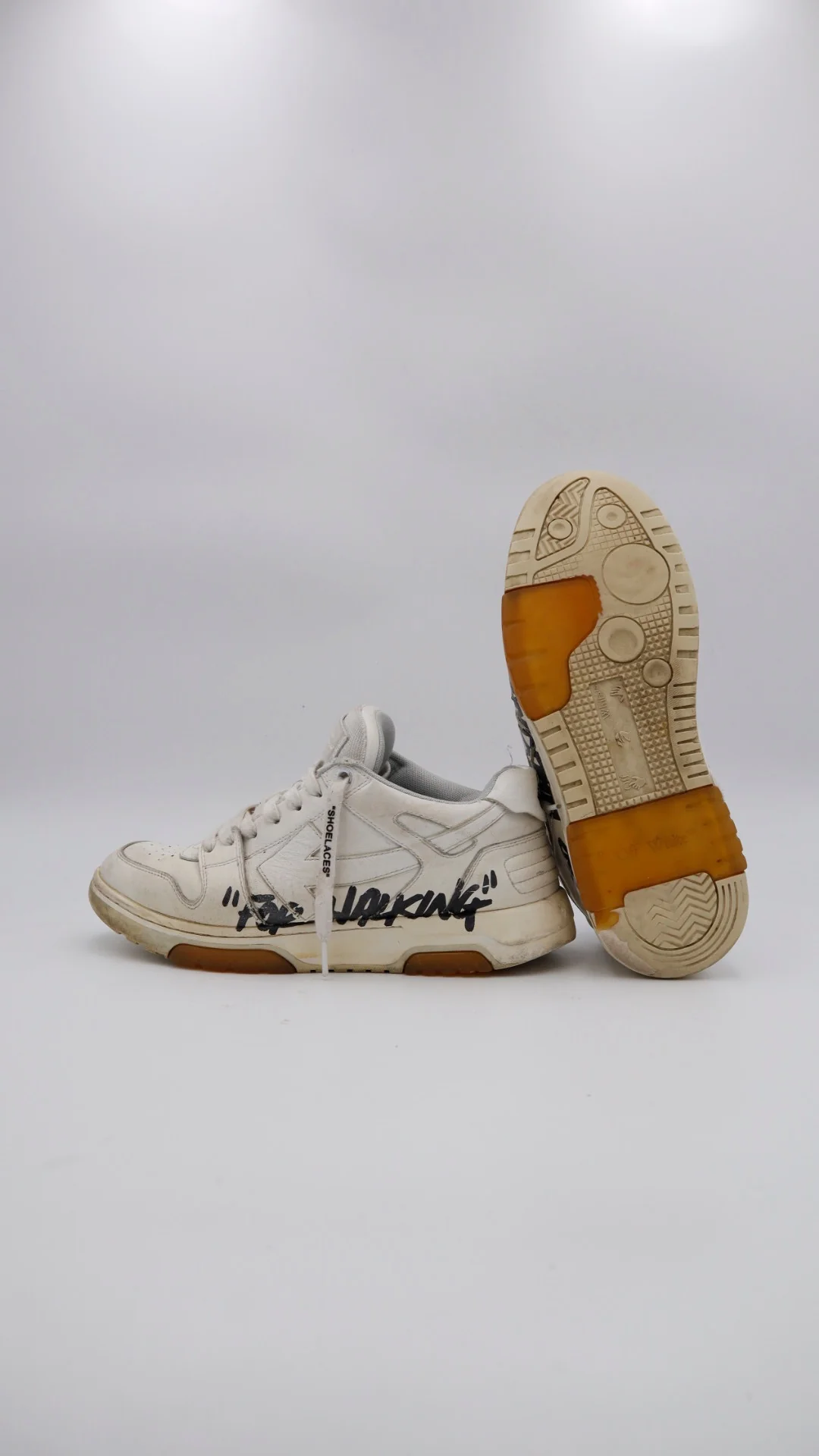 Off White For Working  6