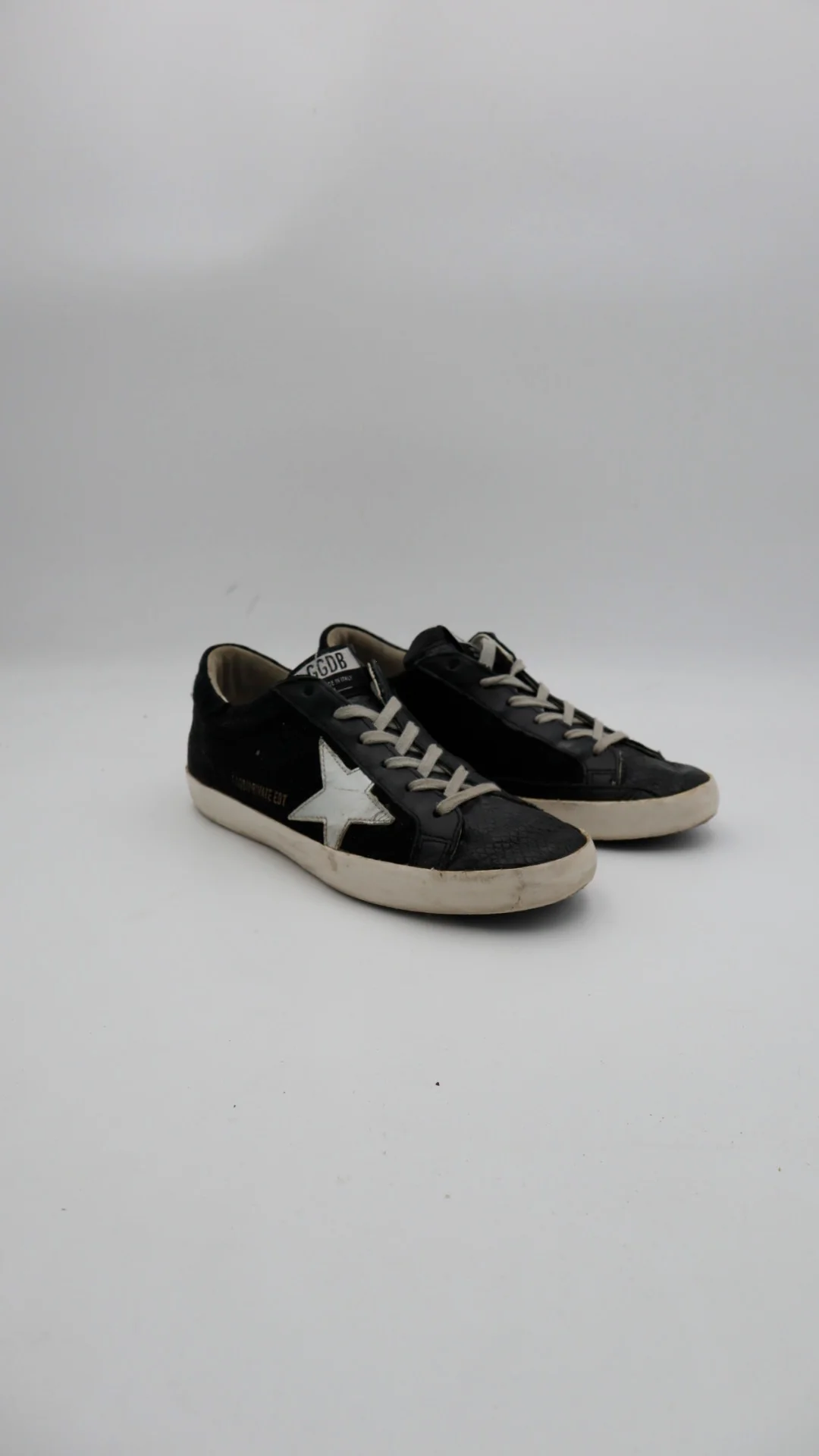 Golden Goose Superstar  2