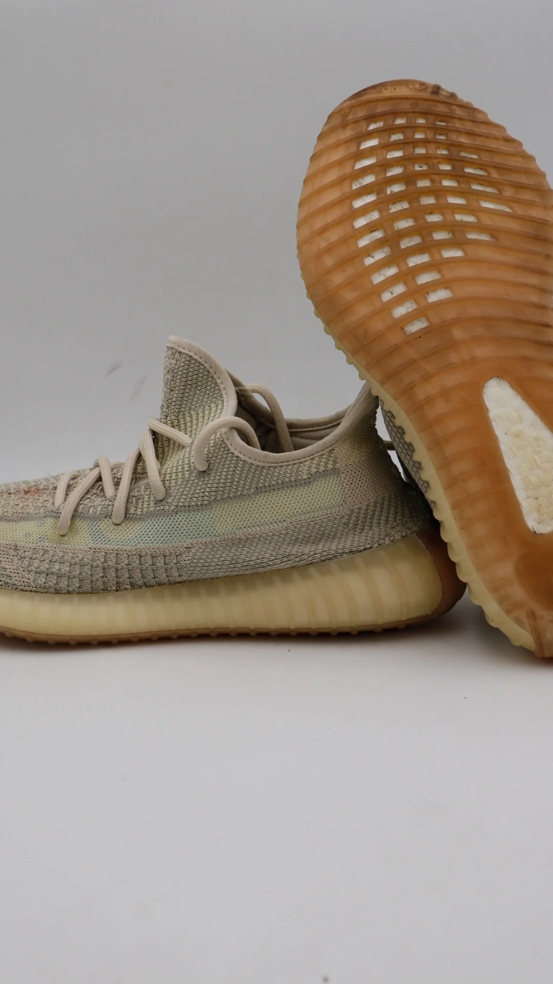 Yeezy 350 Citrin 5
